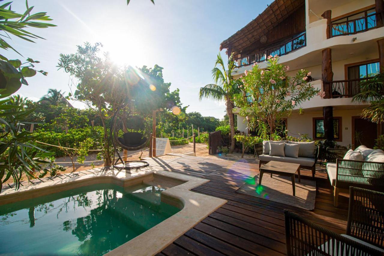 Отель Spirit Holbox Экстерьер фото